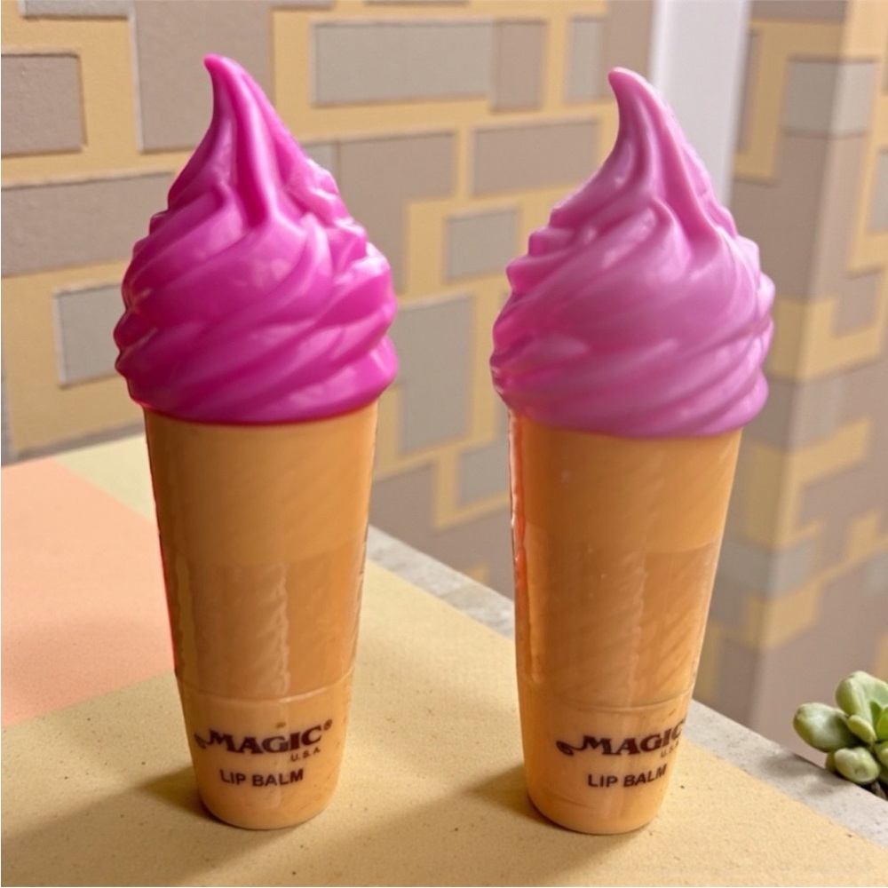 Magic Pink Ice Cream Lip Balm Duo
NEW PC
